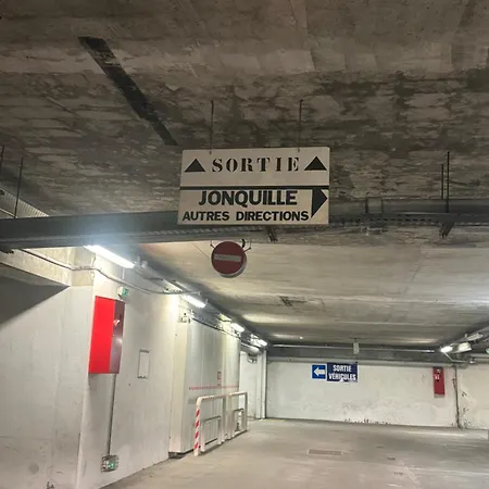 Lejlighed Cocon Au Coeur De Avec Parking Gratuit